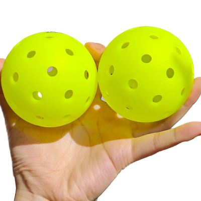 已移除背景的厂家直销滚塑一体40孔匹克球 pickleball_1_1111122222_来自小红书网页版